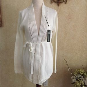 NWT Women’s Cardigan - Size S